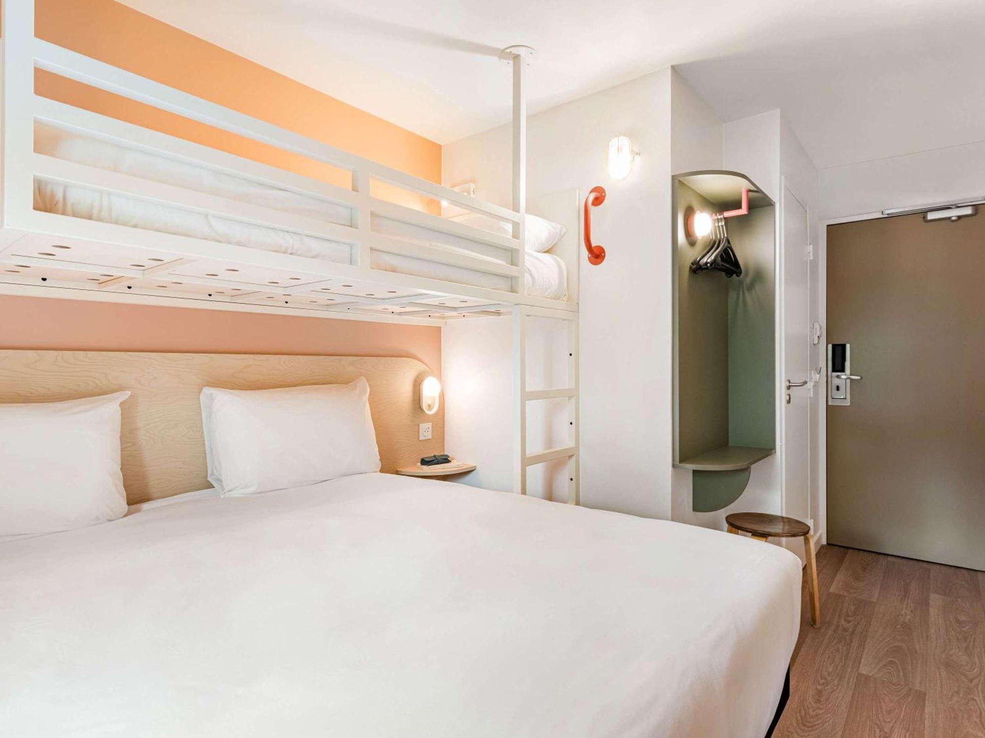 Greet Hotel Prevessin Geneve Aeroport 2*