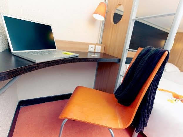 Greet Hotel Prevessin Geneve Aeroport 2*